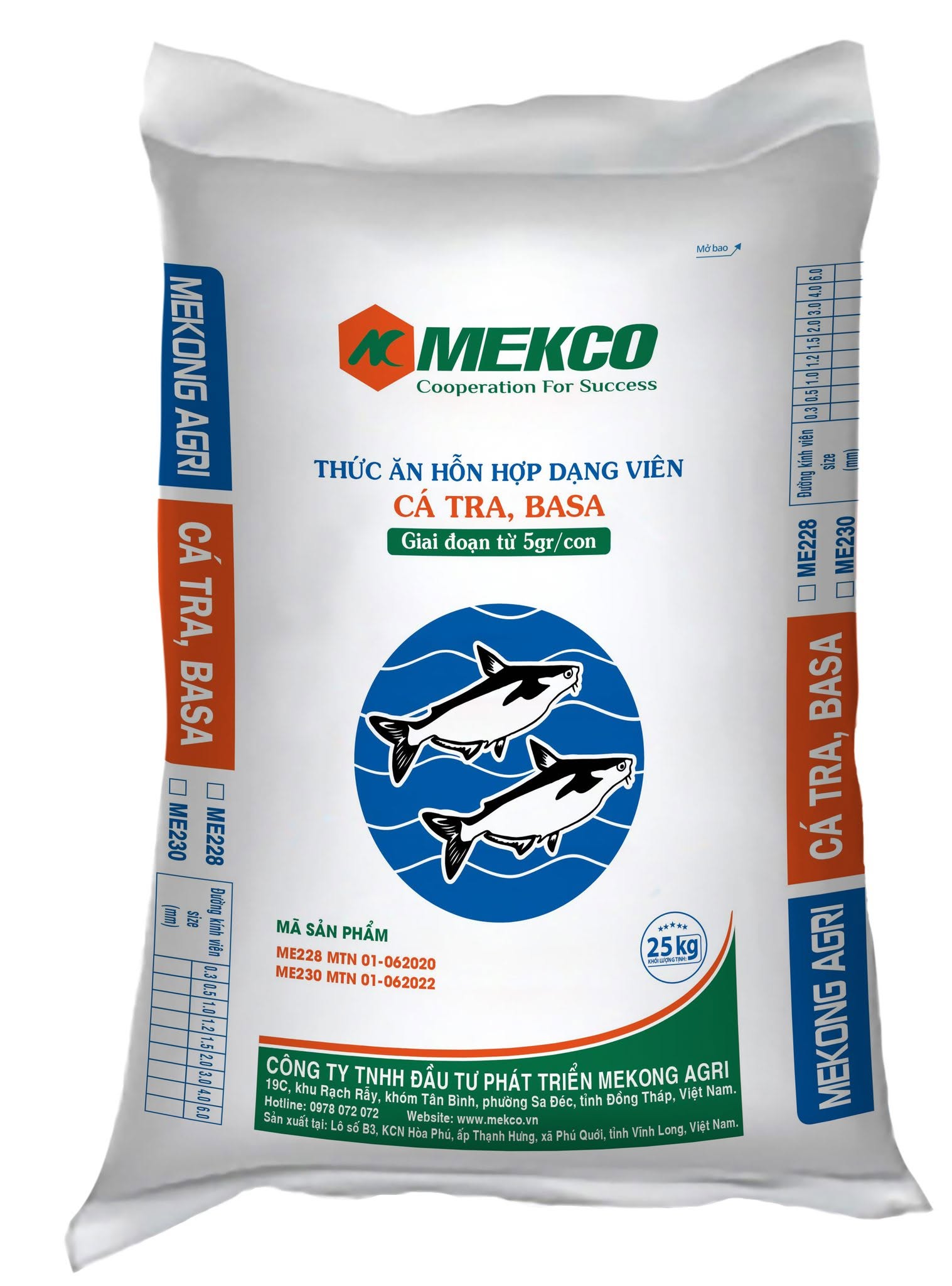 Thức ăn hỗn hợp dạng viên nuôi cá tra giống Mekong Agri Mekco độ đạm 28 và 30 phần trăm